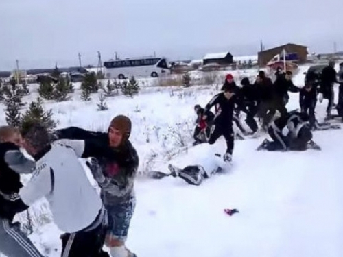 VIDEO: Snimka suludog obračuna huligana u Rusiji!