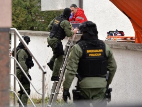 Specijalci s fantomkama diljem Hrvatske, desetak uhićenih