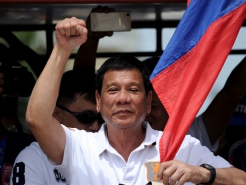 Duterte tvrdi kako Kina prijeti Filipinima ratom ukoliko budu crpili naftu