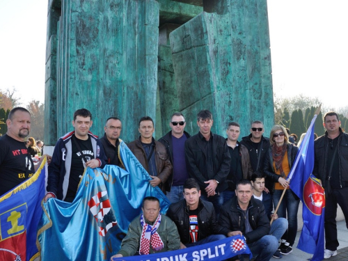 FOTO: Ramci u koloni sjećanja u Vukovaru, odana počast gradu heroju