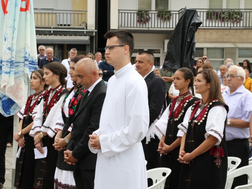 FOTO: Mlada misa vlč. Josipa Papka u župi Prozor