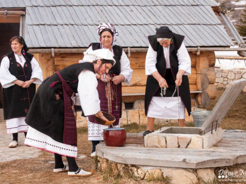 FOTO/VIDEO: Uskrs i uskrsni običaji u Rami