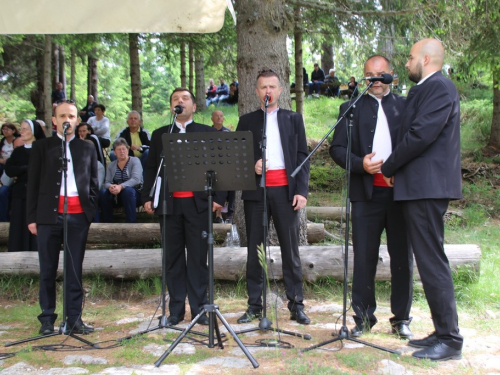 FOTO/VIDEO: Tisuće vjernika na Kedžari proslavilo Divin dan