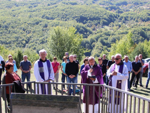 FOTO: Na Maglicama obilježena 81. obljetnica stradanja