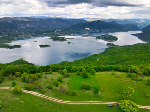 OGLAS: Prodaje se zemljište na Kozlu s pogledom na Ramsko jezero