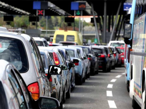Velike gužve na graničnim prijelazima širom BiH