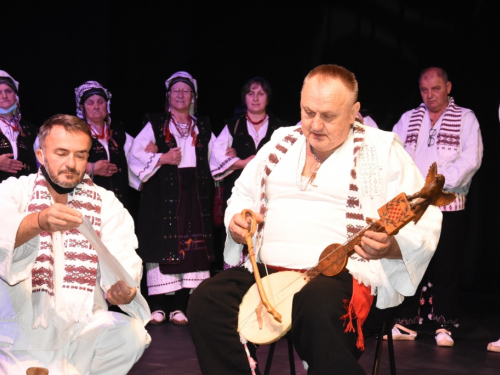 FOTO: KUD Rama organiziralo smotru folklora ''Običaji starog zavičaja''