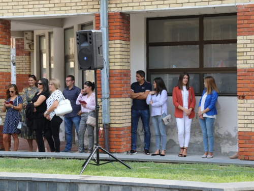 FOTO: Polaganjem vijenaca i svečanom sjednicom započelo obilježavanje Dana općine