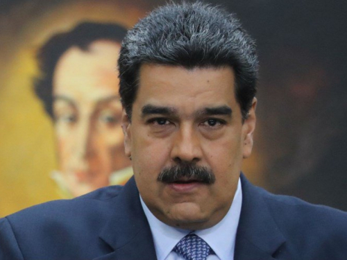 Maduro kaže da SAD želi Venezueli ukrasti rafineriju nafte