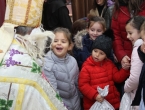 FOTO: Sv. Nikola i ove godine razveselio djecu u župi Rama Šćit