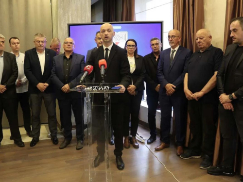 HSP BiH: Kovačeviću oduzeti državljanstvo ako se kandidira za hrvatskog člana Predsjedništva
