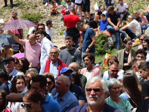 FOTO/VIDEO: Tisuće vjernika na Kedžari proslavilo 'Divin dan'