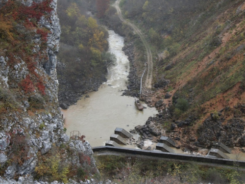 FOTO: Proba temeljnog ispusta brane HE Rama