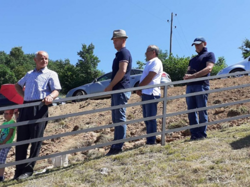 FOTO: Petrovo na Vrdolu, župa Uzdol