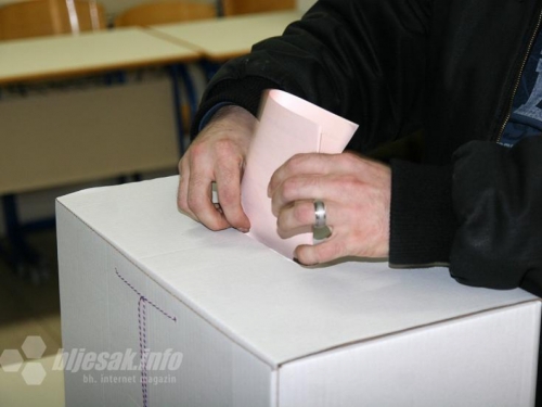 Prijave za sudjelovanje na izborima u BiH predalo 27 stranaka, rok ističe danas u 16 sati
