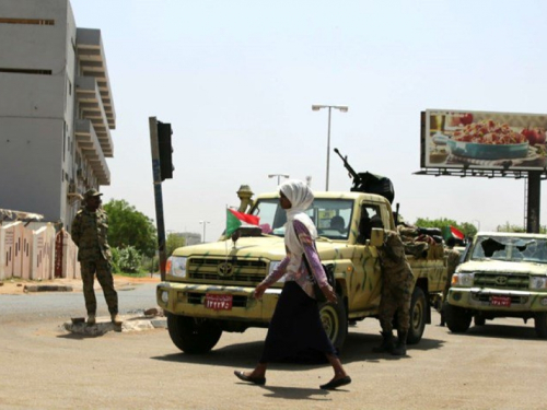 Vojska u Sudanu upala u kamp i ubila 35 prosvjednika