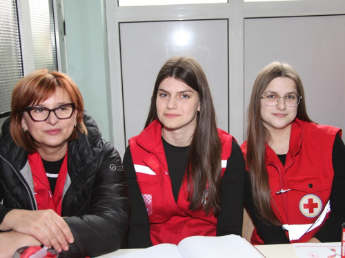 FOTO: Uspješna akcija darivanja krvi u Prozoru