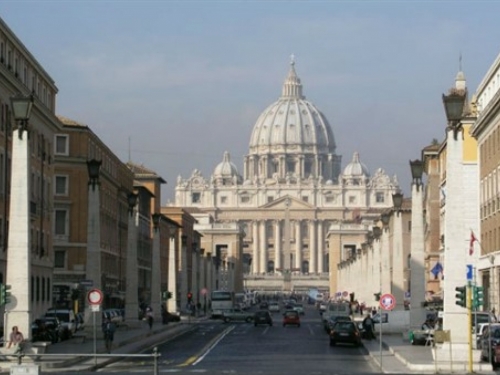 Vatikan prije 'financijske metle' imao milijardu neproknjiženih eura