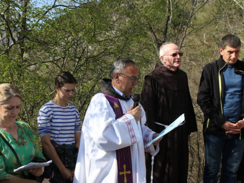 FOTO: Ramski put križa u Podboru