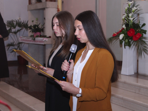 FOTO: U Prozoru održan dječji festival 'Djeca pjevaju Isusu'