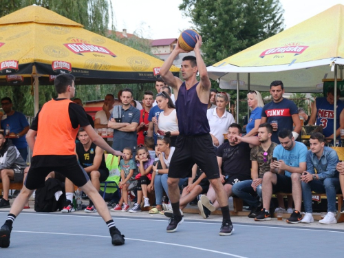 FOTO: Druga večer Streetball turnira u Prozoru