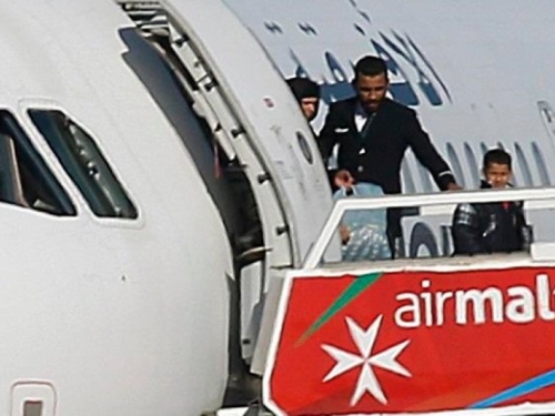 Oslobođeno 65 putnika iz otetog libijskog zrakoplova na Malti