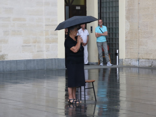 FOTO: Na Šćitu započela priprava za Veliku Gospu