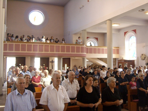 FOTO: Dan posvete župne crkve i susret duhovnih zvanja u župi Prozor