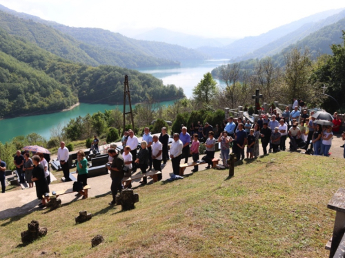 FOTO: Na Hudutskom obilježena 30. obljetnica stradanja Hrvata