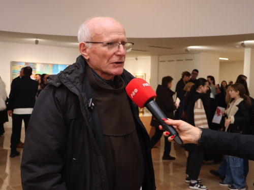 FOTO: Svečano otvorena Galerija Franjevačkog samostana Rama Šćit
