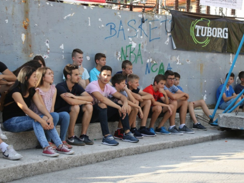 FOTO: ''General Vasilije Mitu'' iz Zagreba pobjednik 15. Streetball Rama