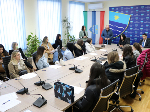 Upriličeno potpisivanje Ugovora sa 155 vježbenika u HNŽ-u