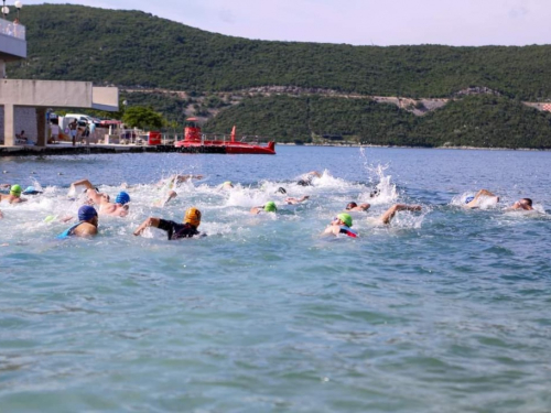 Triatlon klub 'Rama' okitio se s 3 državne medalje u Neumu