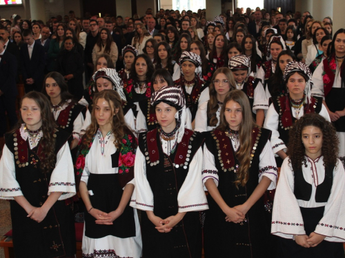 FOTO: Krizma u župi Prozor