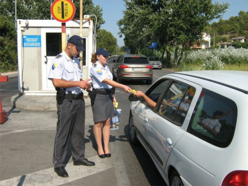 Pred 1. svibanj pojačan promet na graničnim prijelazima