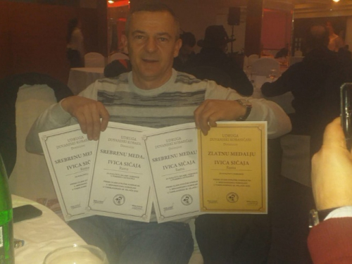Kobasijada: Ivica Sičaja osvojio 1 zlatnu i 3 srebrne medalje!