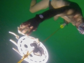 Češki ronilac na dah zaronio na rekordnu dubinu u zaleđenom švicarskom jezeru