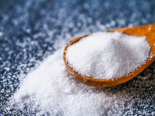 Kada dodajete sol u jelo? Pogreške koje mogu upropastiti jelo