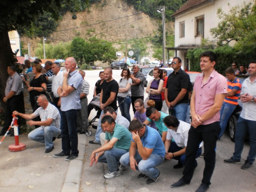 FOTO: Vanjska proslava sv. Ante u župi Gračac