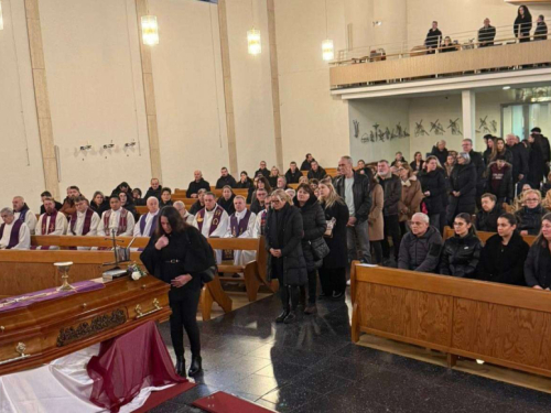 Posljednji ispraćaj fra Ivana Kovačevića: ''Bio je skroman, predan i uvijek blizu čovjeku''