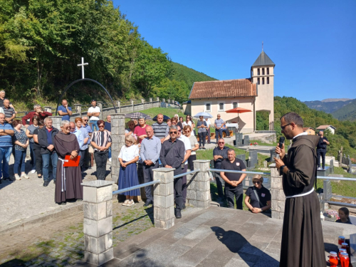 FOTO: Na Hudutskom obilježena 32. obljetnica stradanja Hrvata