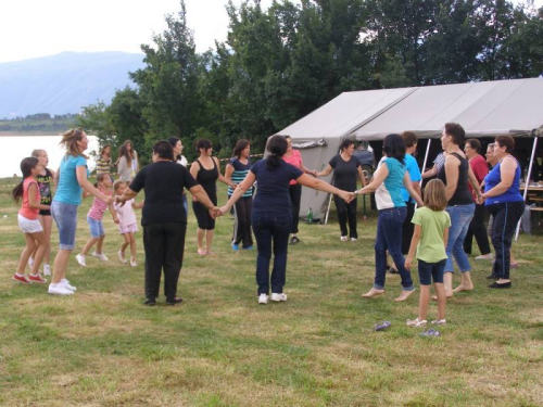 FOTO: Druženje Rumbočana iz Donjeg sela