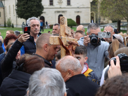 FOTO/VIDEO: Poruka mira stigla na Šćit: Josip Jelinić završio svoje hodočašće kroz BiH