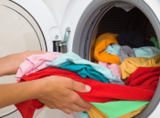 Zaboravite na skupe proizvode: rješenje za bolje pranje već imate kod kuće