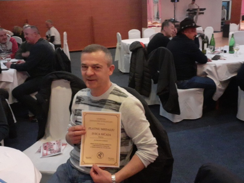 Kobasijada: Ivica Sičaja osvojio 1 zlatnu i 3 srebrne medalje!