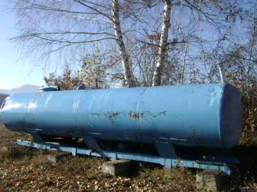 OGLAS: Prodaje se cisterna