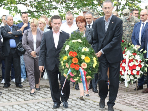 FOTO/VIDEO: Na Uzdolu obilježena 23. obljetnica stravičnog pokolja nad Hrvatima