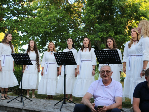 FOTO: Predstavljena knjiga Ivana Filipovića ''Moja Rama u mom stihu''