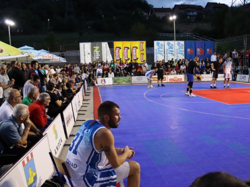 FOTO: Druga večer Streetball turnira u Prozoru