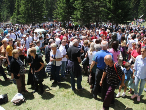 FOTO/VIDEO: Tisuće vjernika na Kedžari proslavilo Divin dan